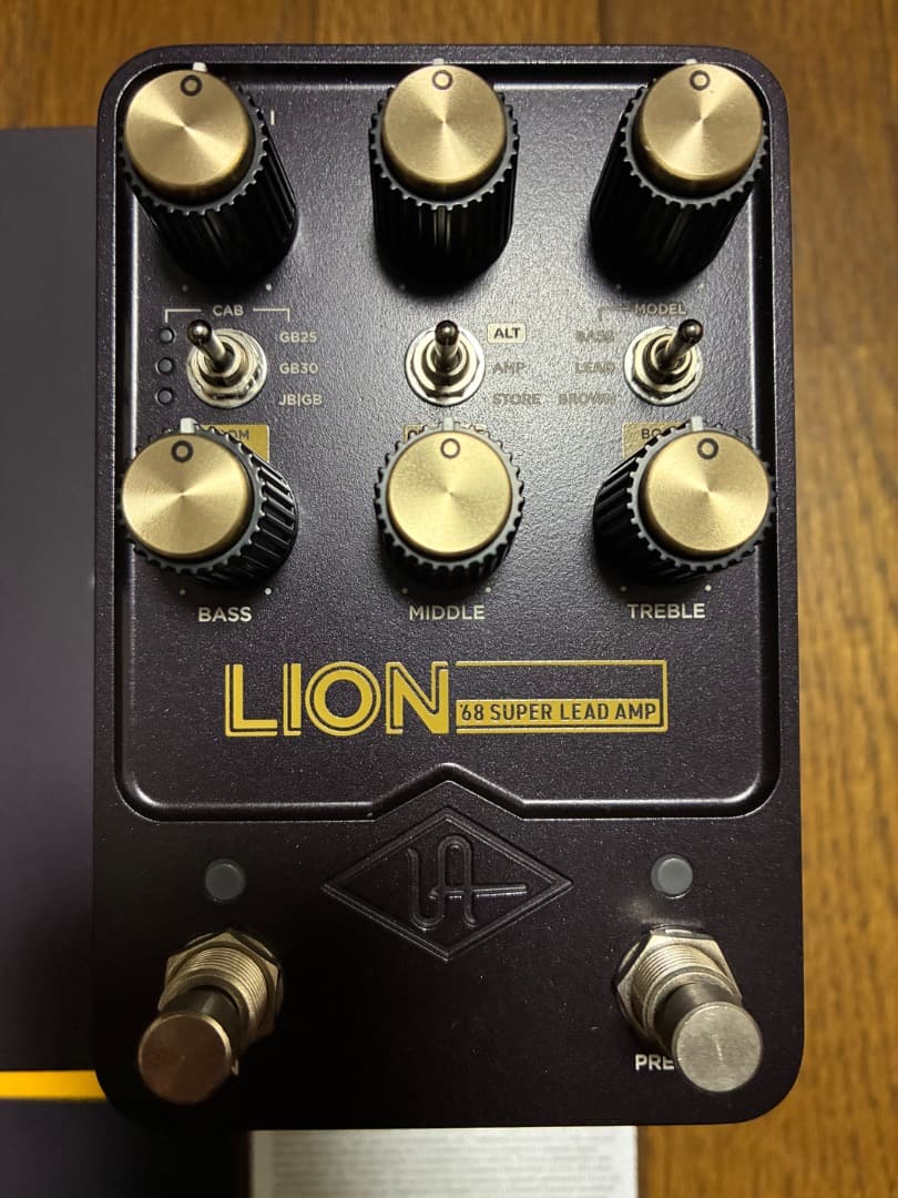 【新品同様】UAFX LION 68 SUPER LEAD ギターエフェクター