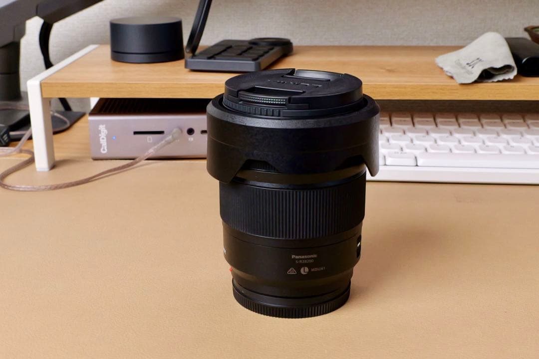 lumix S 28-200mm ズームレンズ　S-R28200