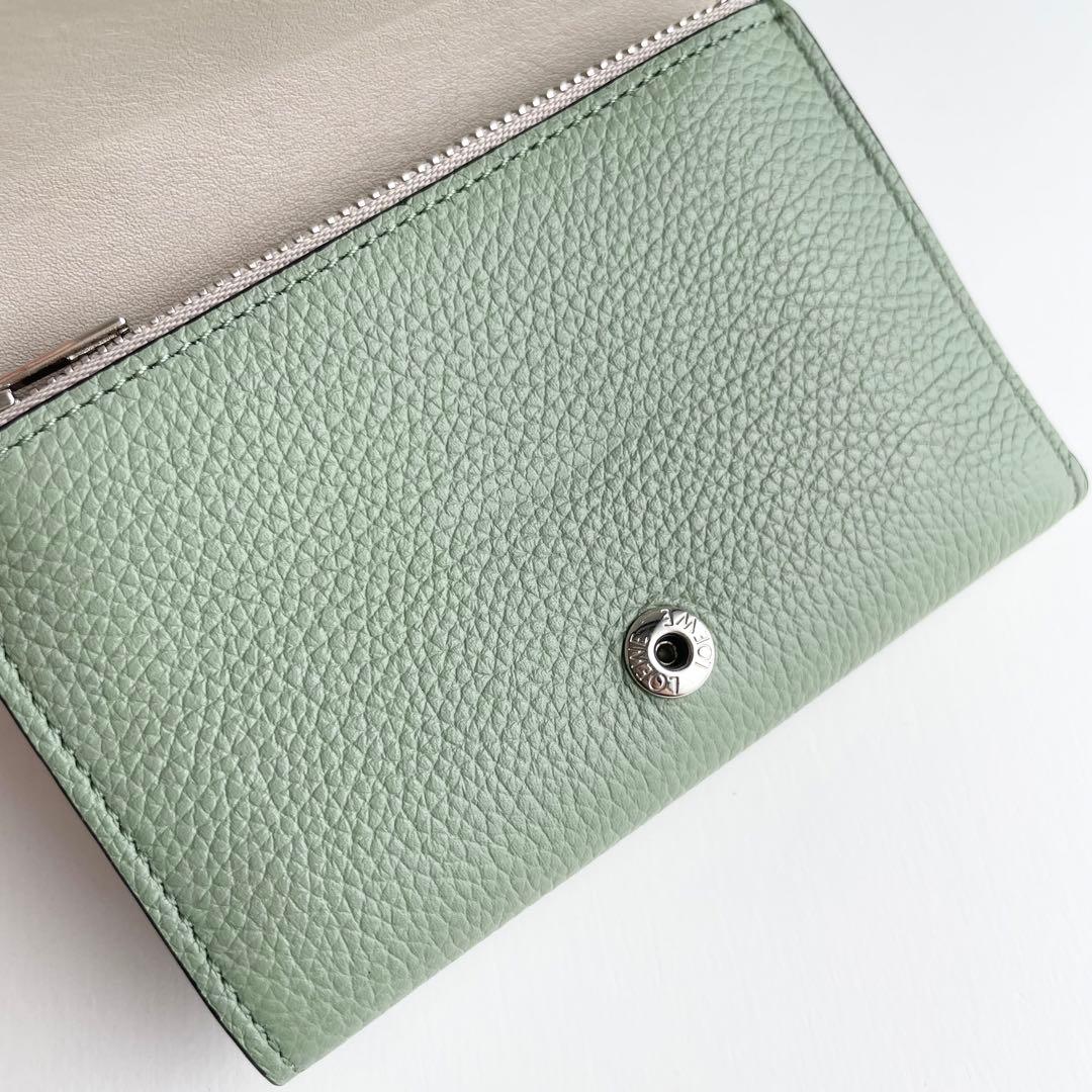 LOEWE ロエベ 三つ折り財布 バーティカル ウォレット グリーン ほぼ新品