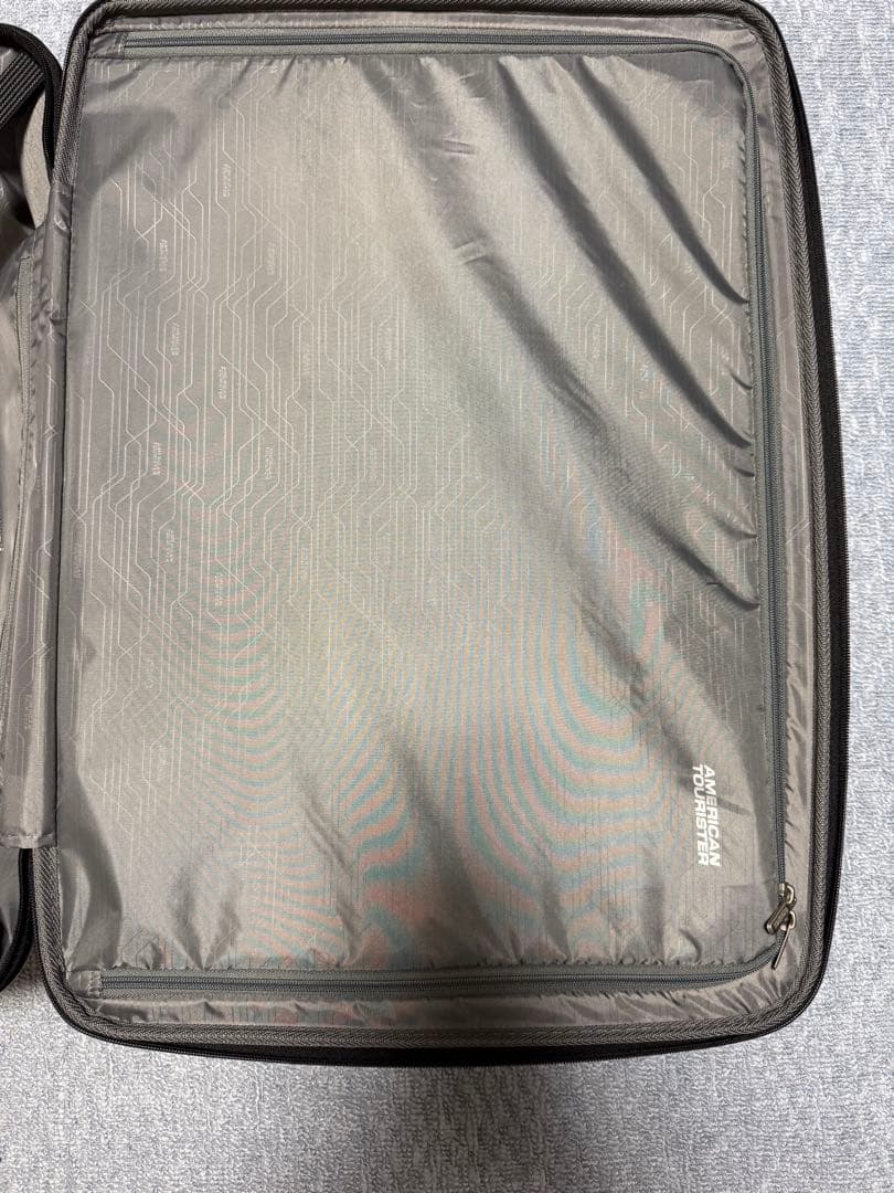 スーツケース　アメリカンツーリスタ