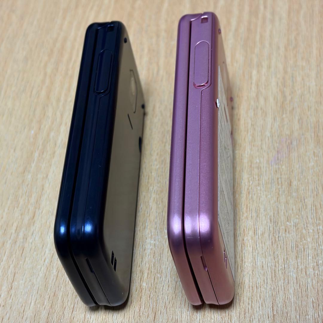 【２台】らくらくホン SIM解除済み F-02J ガラケー 携帯電話 紺 ピンク