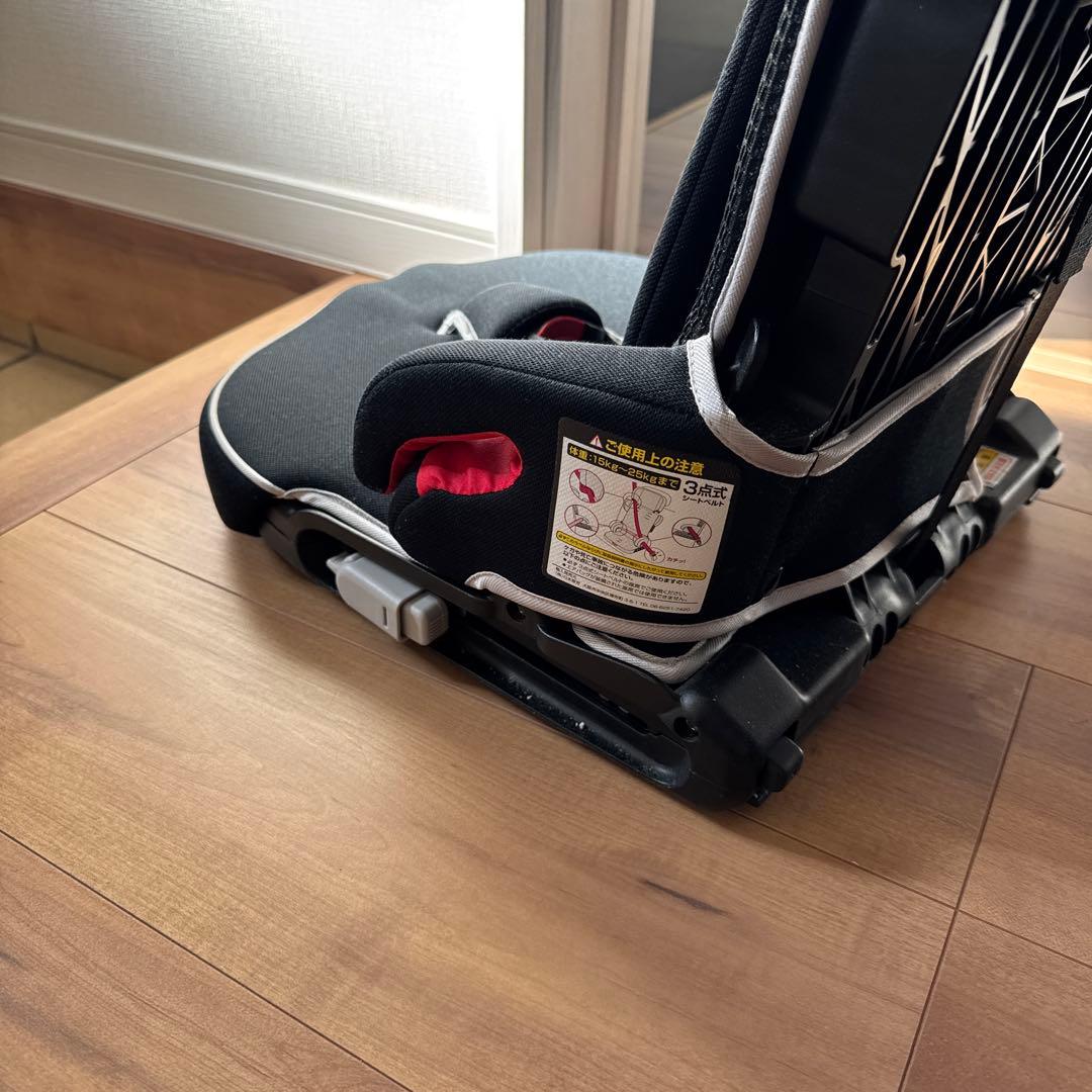 ブラック 美品　チャイルドシート　Isofix 日本育児　トラベルベスト