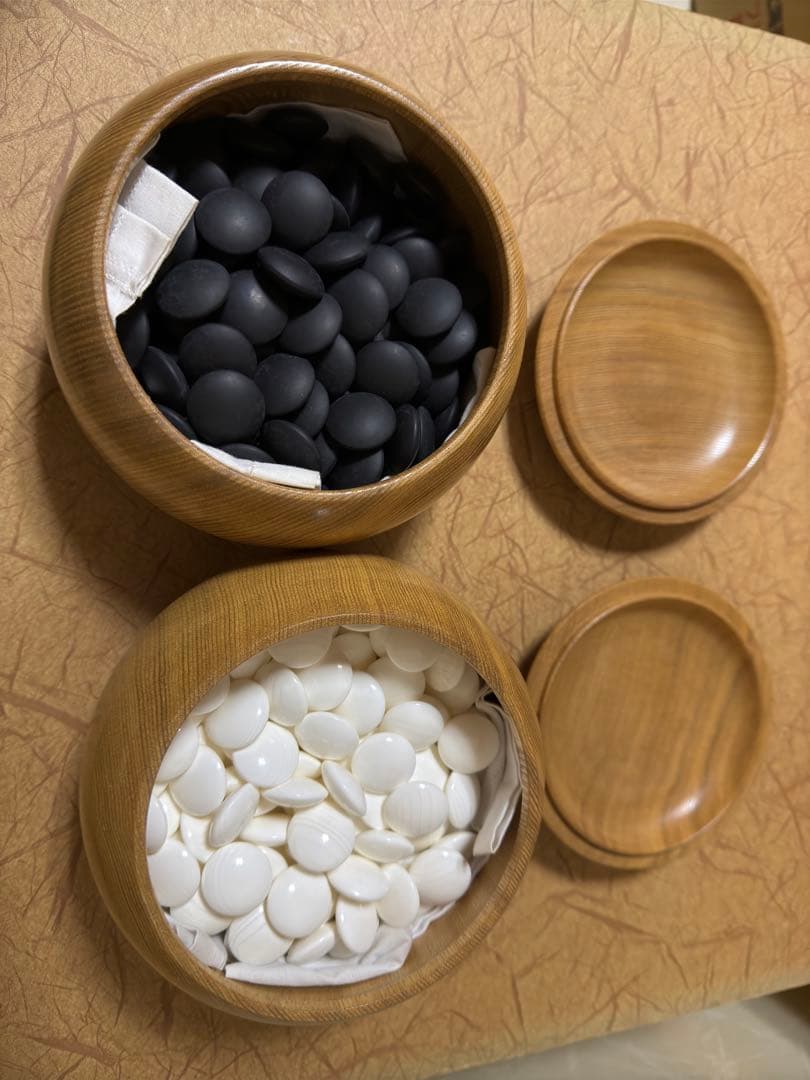 高級囲碁　 囲碁盤 碁石 蛤　木製 碁盤 脚付 高さ25cm 桂 碁笥　美栄