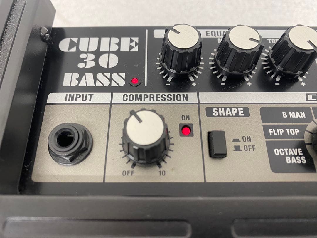 Roland ローランド CUBE-30 BASS CB-30 ベース用アンプ