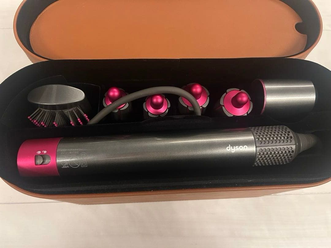 Dyson Airwrap HS01 アタッチメント全てあります