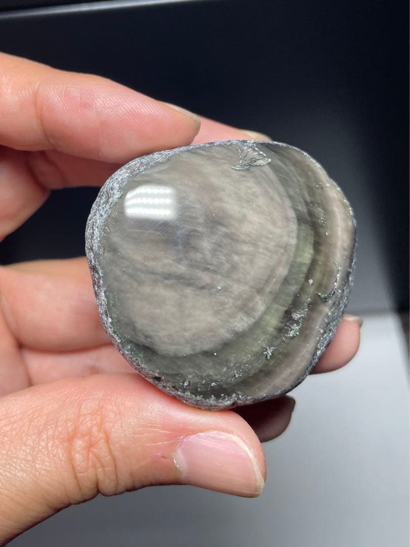 研磨品　十勝石玲瓏　淡ピンクベース　レインボーオブシディアン