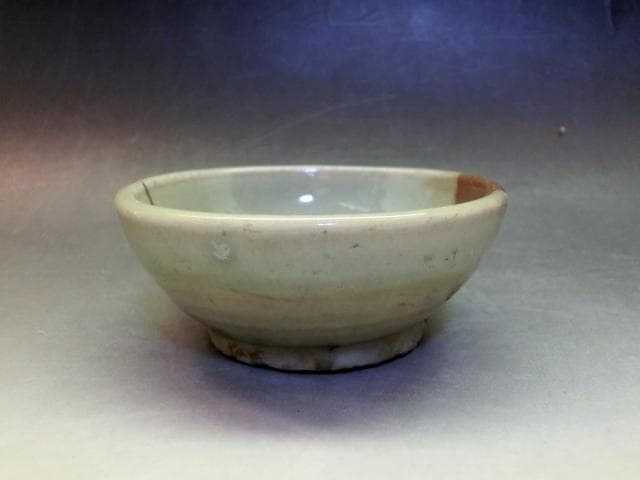 酒盃■古青磁金継ぎ直し杯(江戸期)酒器 猪口 ぐい呑み 桐箱入 時代物 骨董品■