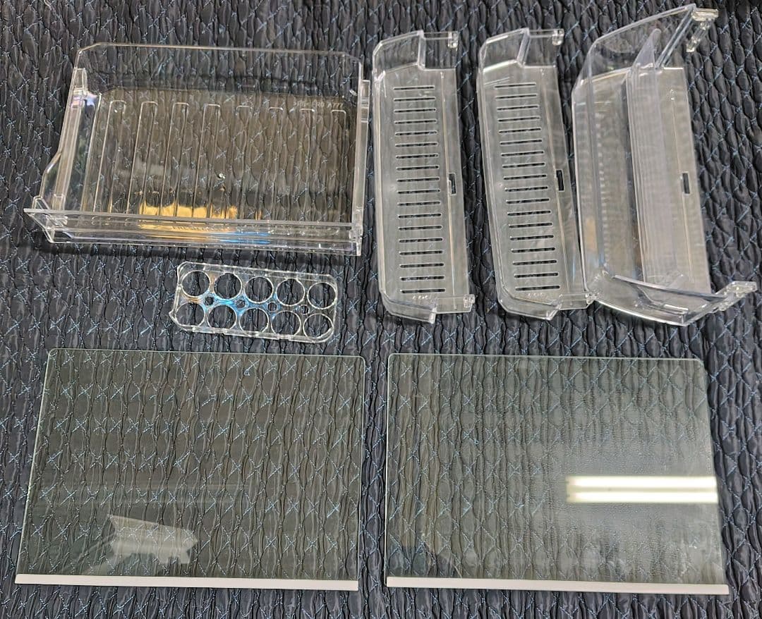 SHARP シャープ　SJ-PD27D-Wノンフロン冷凍冷蔵庫 2018年