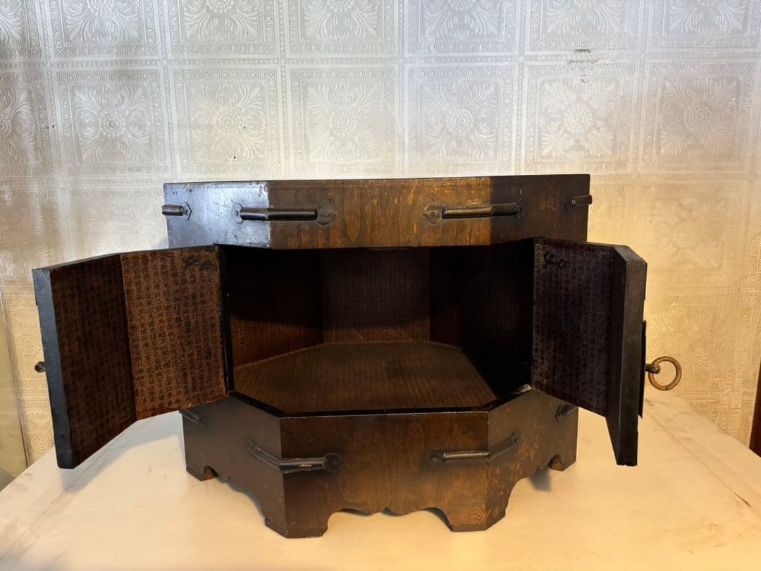 李朝家具　木製八角形　収納箱