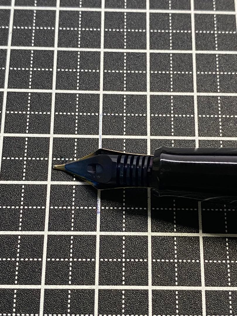 PILOT CUSTOM 網目　万年筆　字幅M