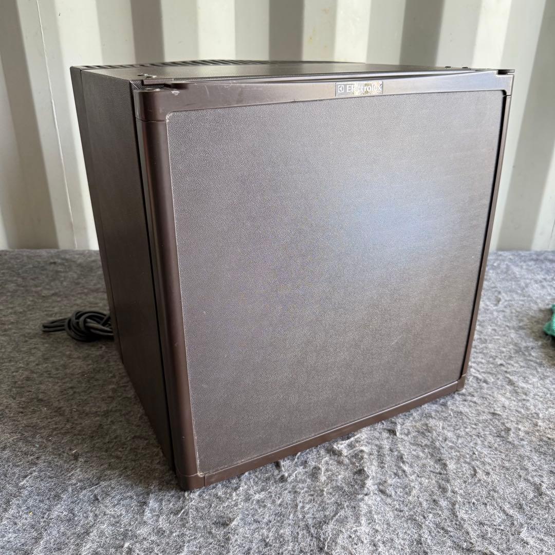 激安早い者勝ち✨ 定価７万✨ ドメティック 小型冷蔵庫 ブラウン 新生活応援