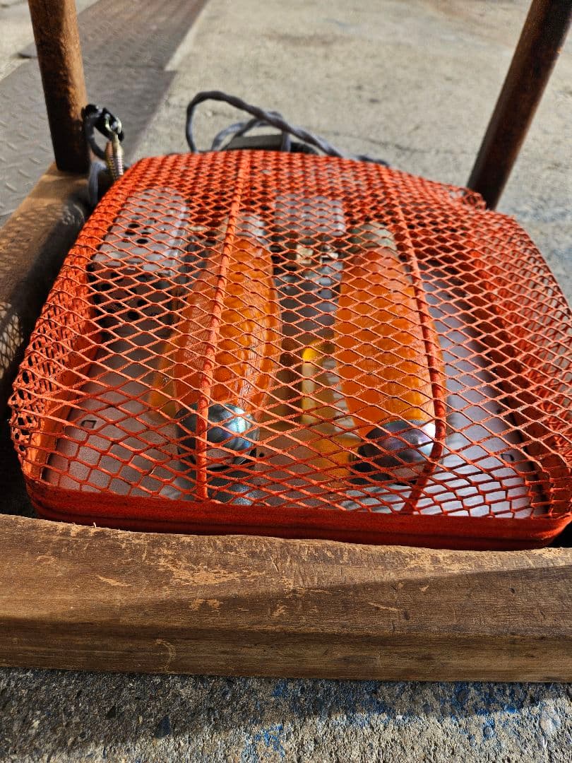 ジャパンアンティーク 古い櫓炬燵 レトロ 無垢材 天板 ヒーターユニット付き