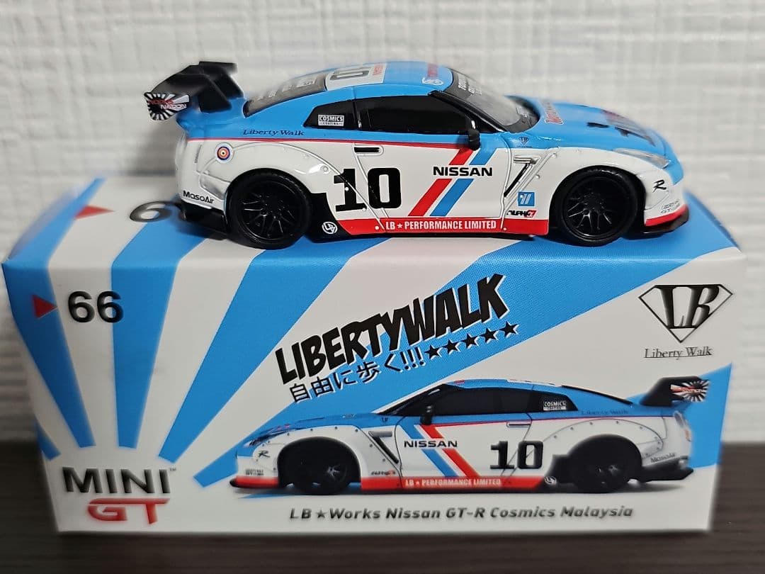 ミニカー LIBERTY WALK LB Works Nissan GT-R 66