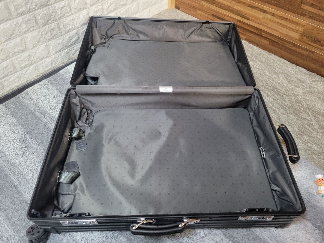 リモア　クラシックチェックイン　Lサイズ　正規品　美品