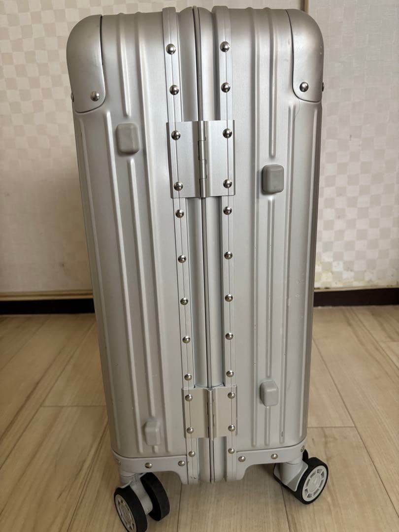 メルセデス・ベンツ オリジナルアルミスーツケース