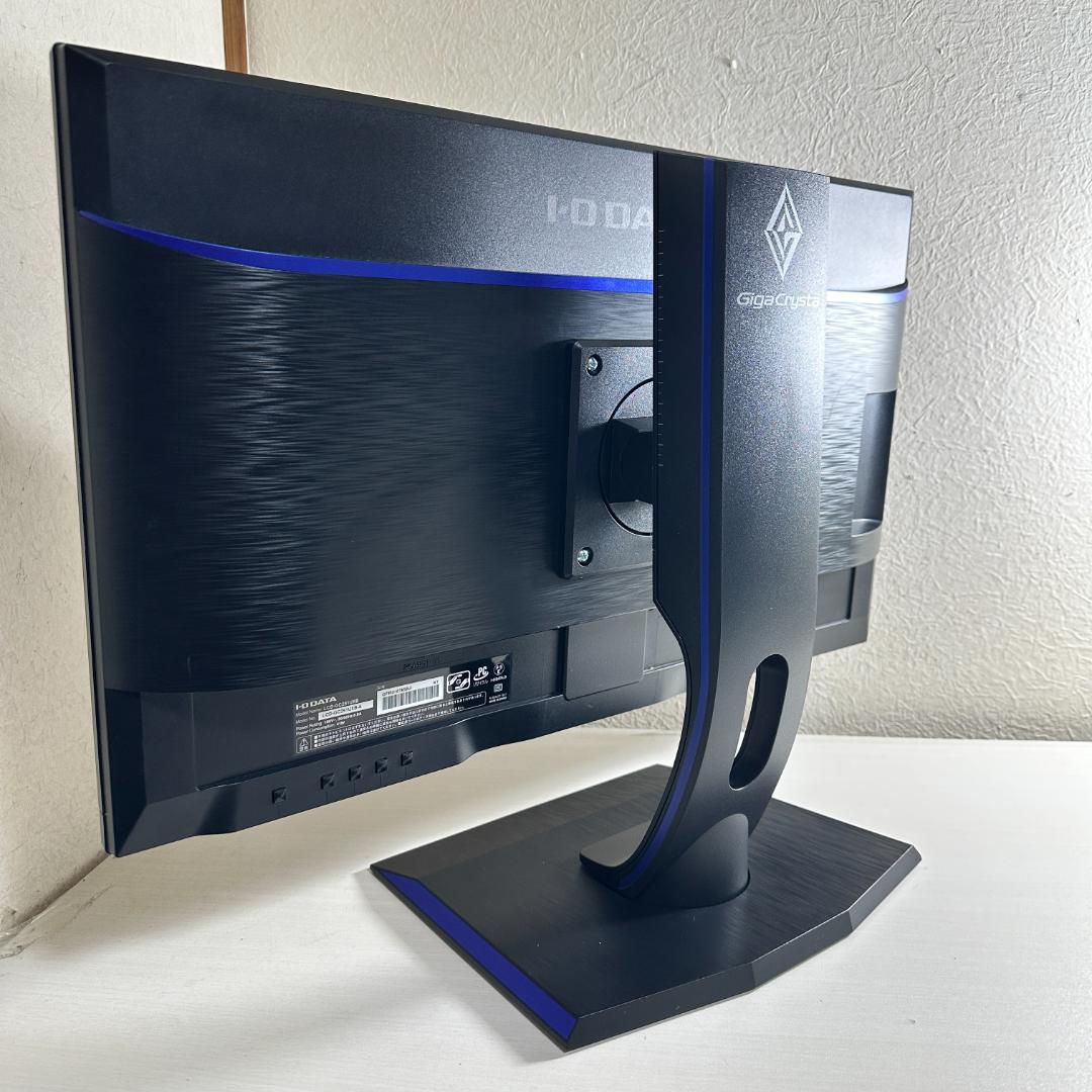 GigaCrysta 240Hz ゲーミングモニター