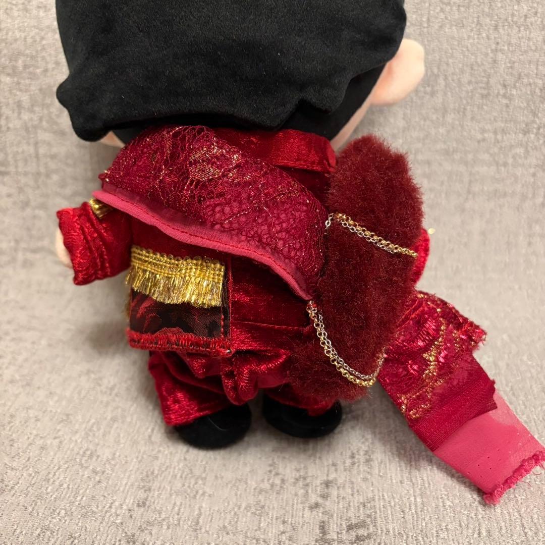 Lily•*¨*•.¸♬︎