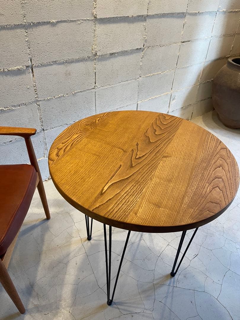 カナ　オーク無垢材　ダイニングテーブル　ラウンドテーブル　ヴィンテージ