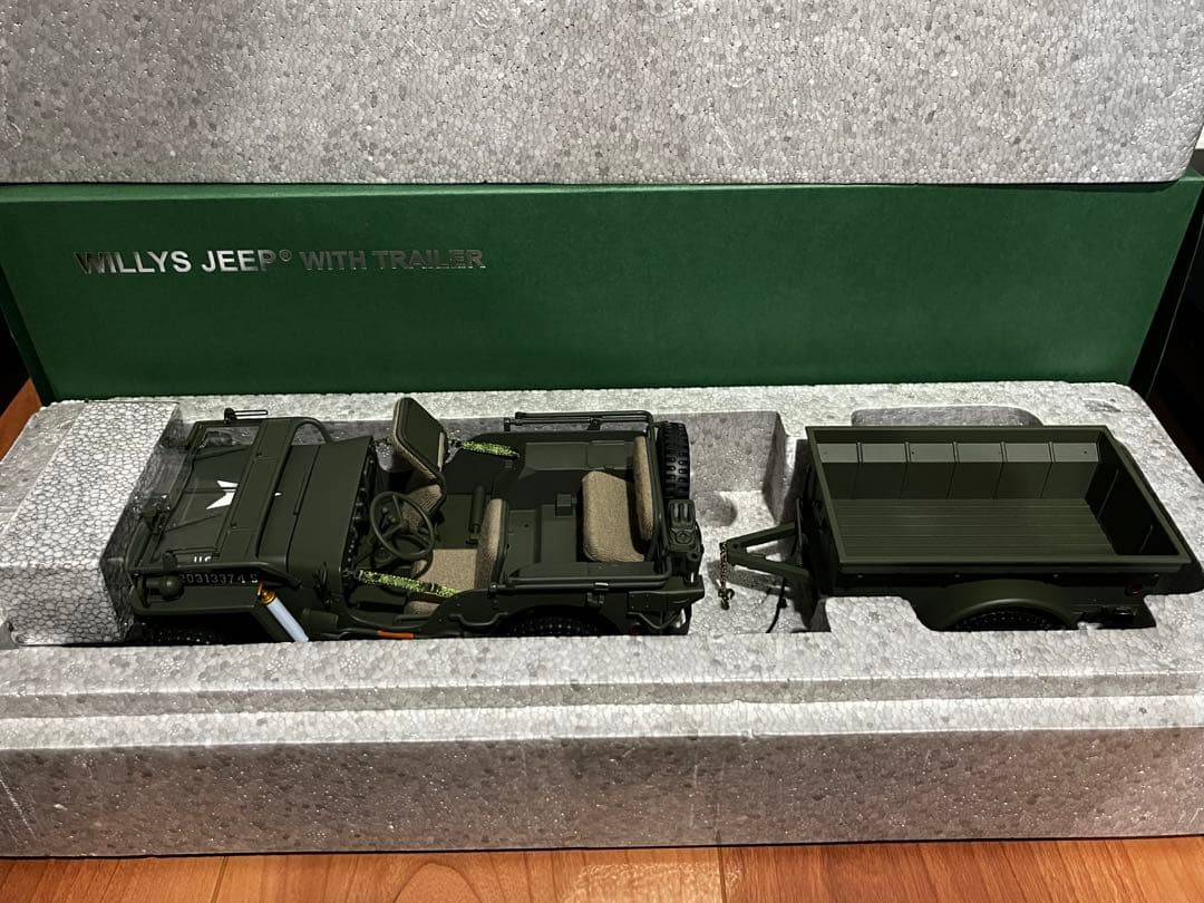 値下げオートアートWillys Jeep 1/18 ジープミニカートレーラー