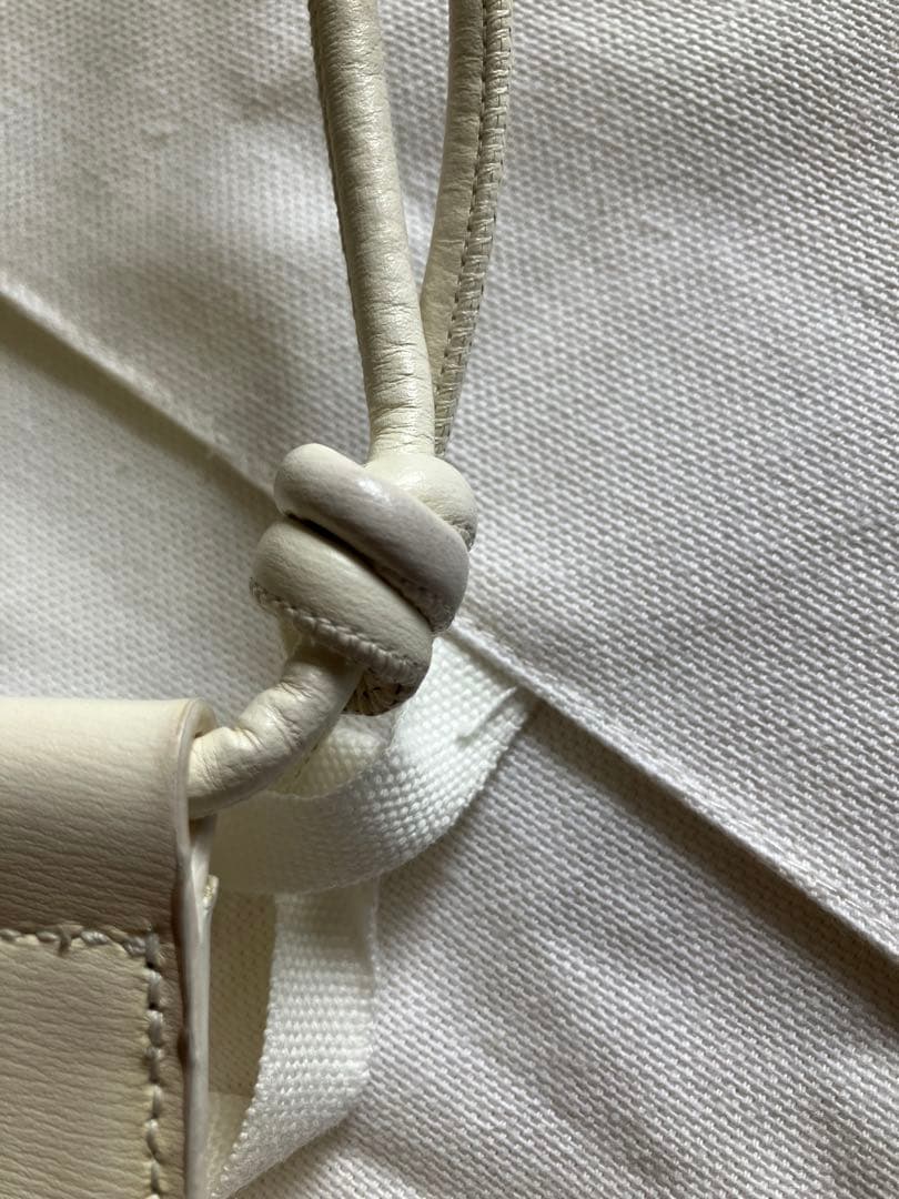 JIL SANDER ホワイトレザースマホショルダー