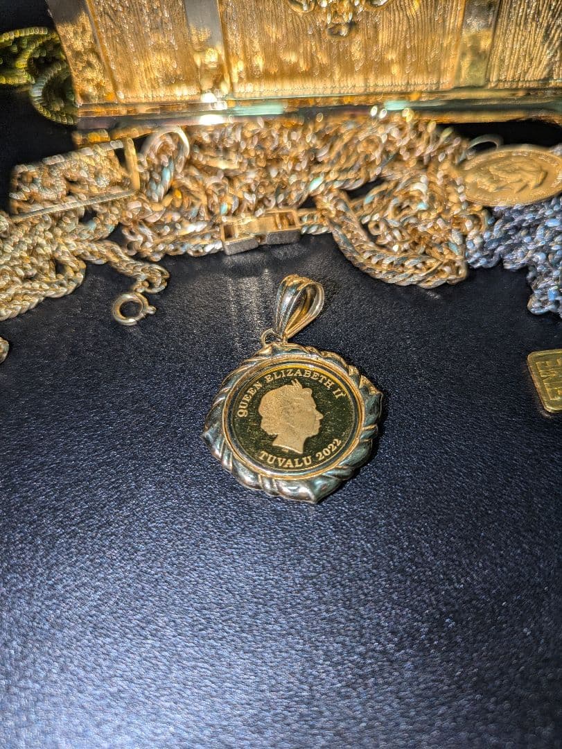 ツバル/ホース K24（純金　K24 1/10オンス、ペンダントのみ