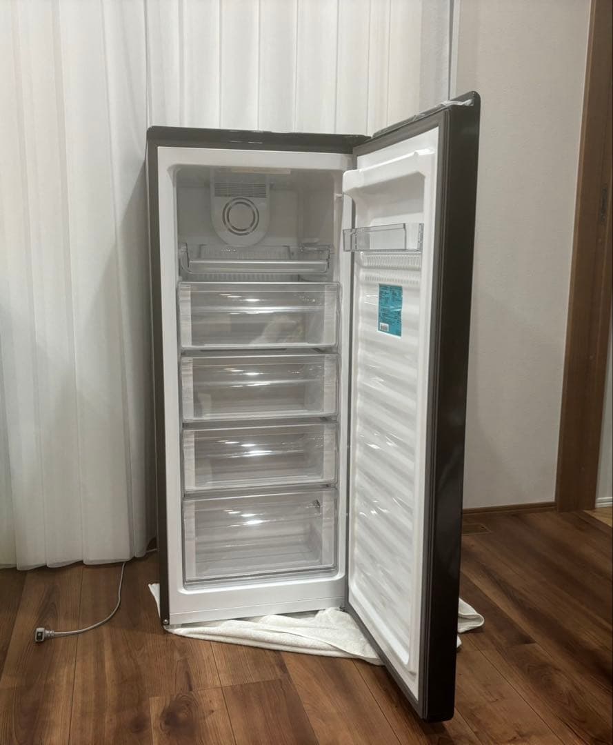 冷凍庫　Haier (ハイアール) JF-NUF138D
