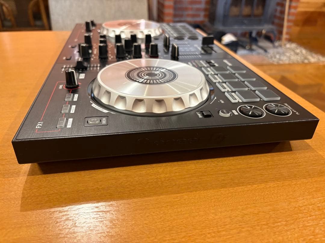 Pioneer DJ DDJ-SB3 本体