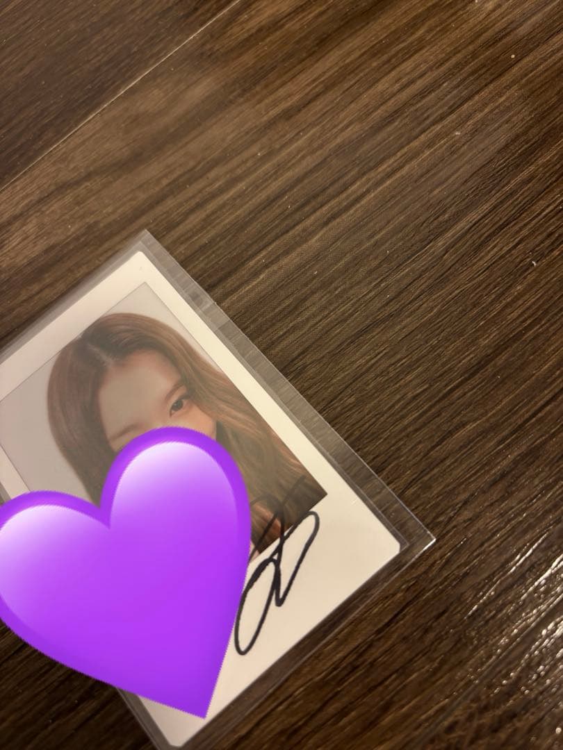 TWICE サナ　直筆サイン入りチェキ