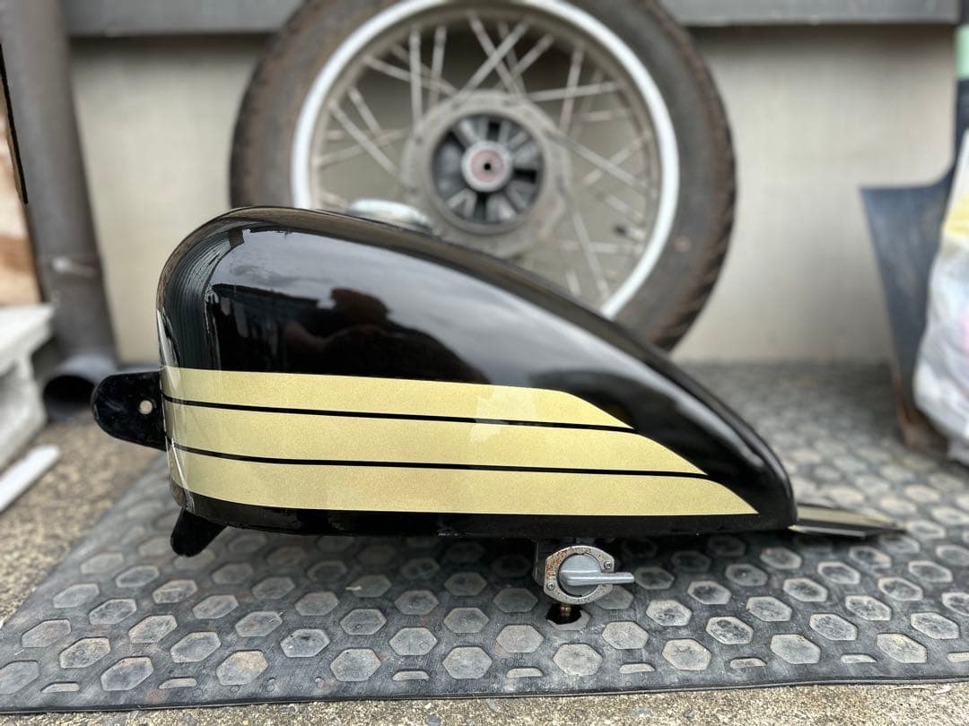 最終値下げsr400 タンク