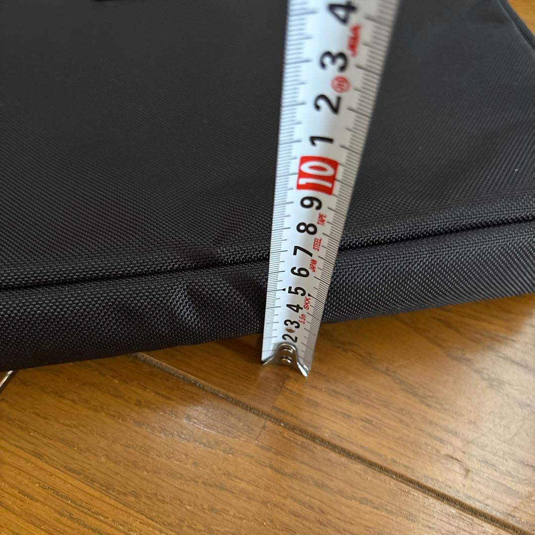 TUMI　ドキュメントケース　PCケース　タブレットケース　クラッチバッグ　希少