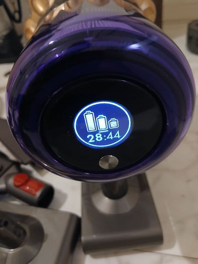 t*5様 Dyson sv14充電スタンド、予備バッテリー付 403