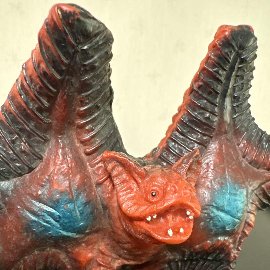 キングザウルスシリーズ　ペスター　ソフビ