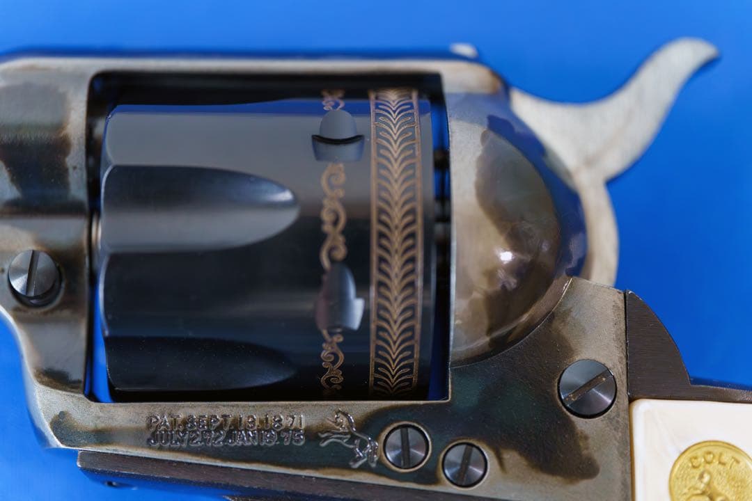 モデルガン　コルトフロンティアシックスシューター