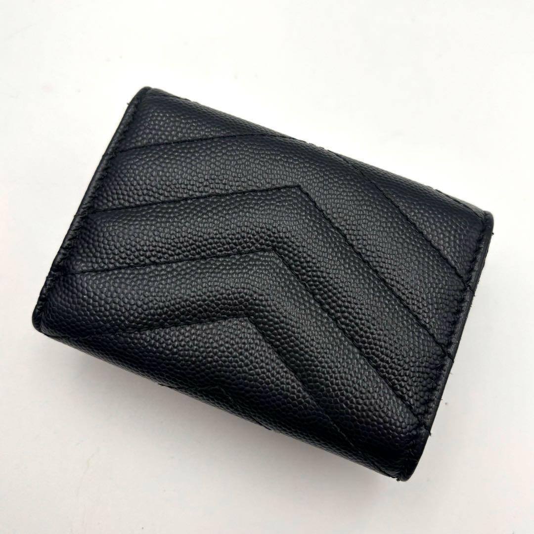 サンローラン　二つ折り　YSLロゴ　キルティング　レザー　ブラック
