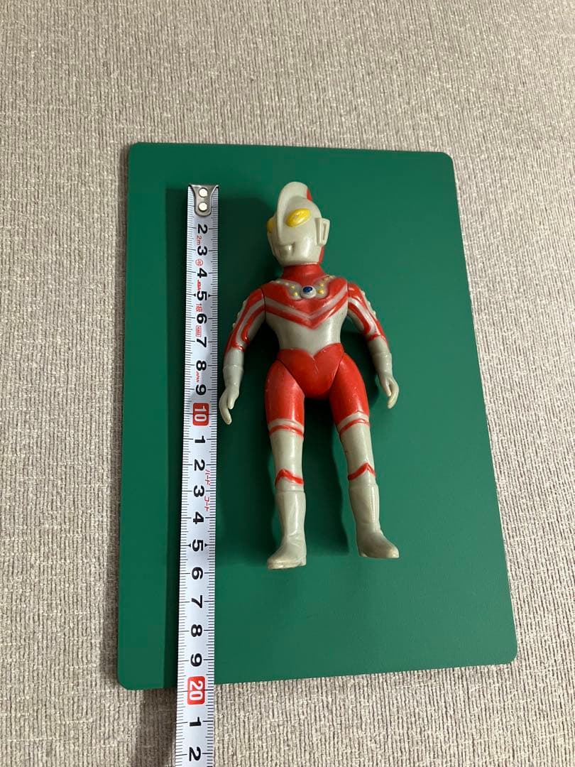 昭和レトロ　ウルトラマンゾフィー　人形