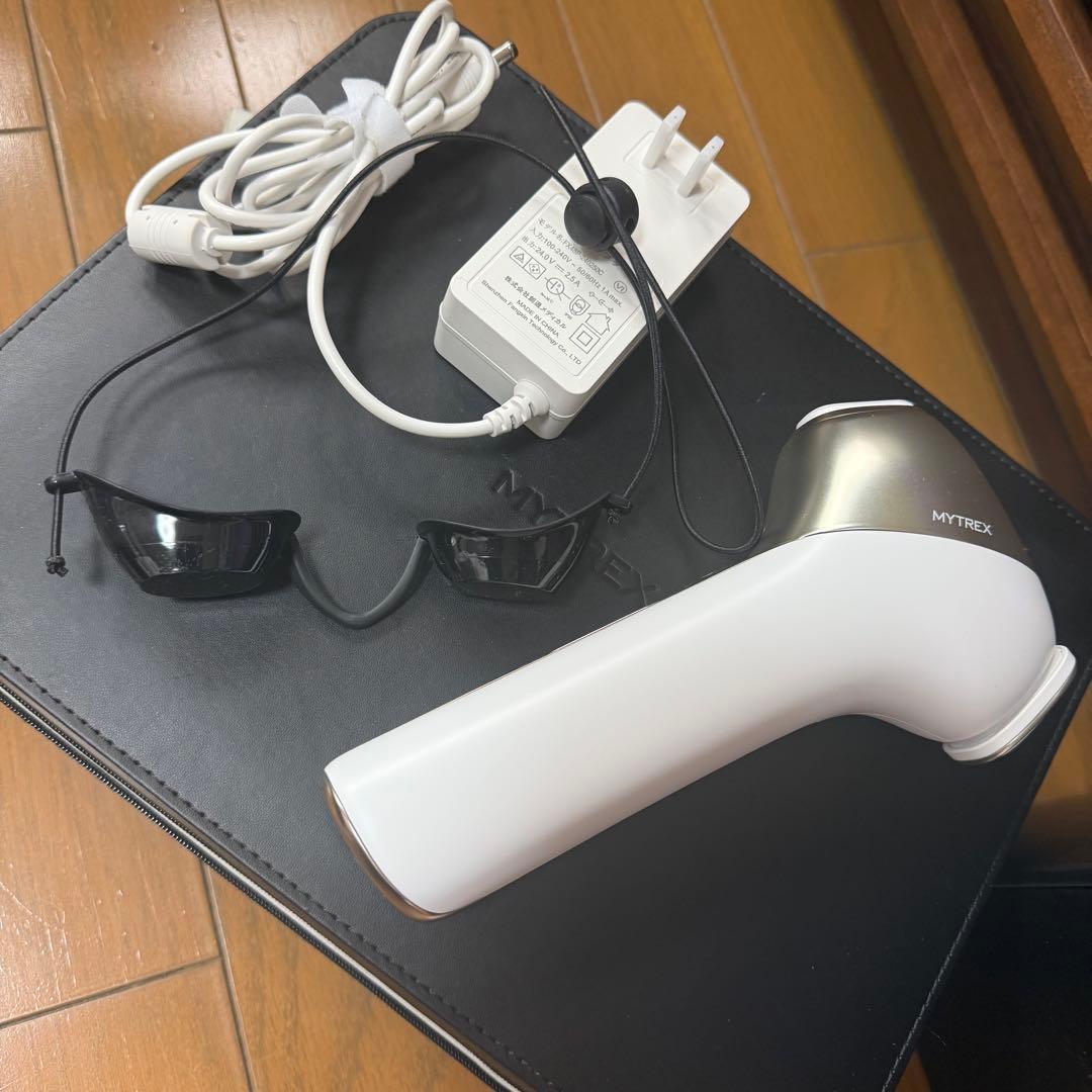 MYTREX MiRAY ONE 【白】美顔器 本体 充電器・アイガード付き