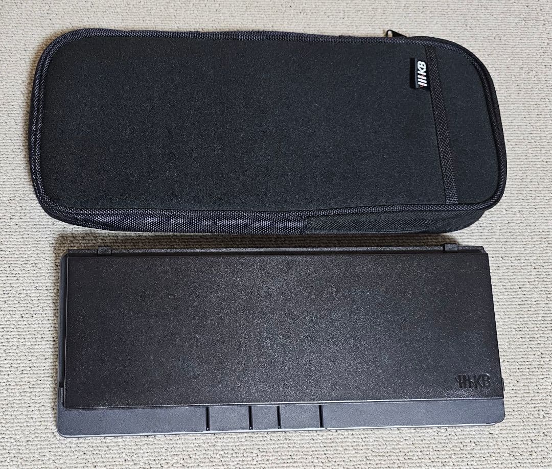 【中古】HHKB Studioキーボード日本語配列(炭＋キートップ雪＋専用ケース