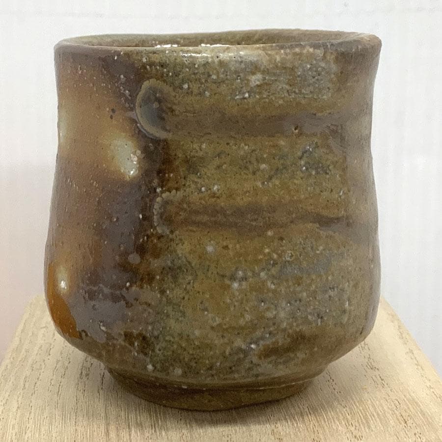 人間国宝　伊勢崎淳作　備前焼　緋襷　ぐい呑　共箱　共布　略歴付　酒器　未使用