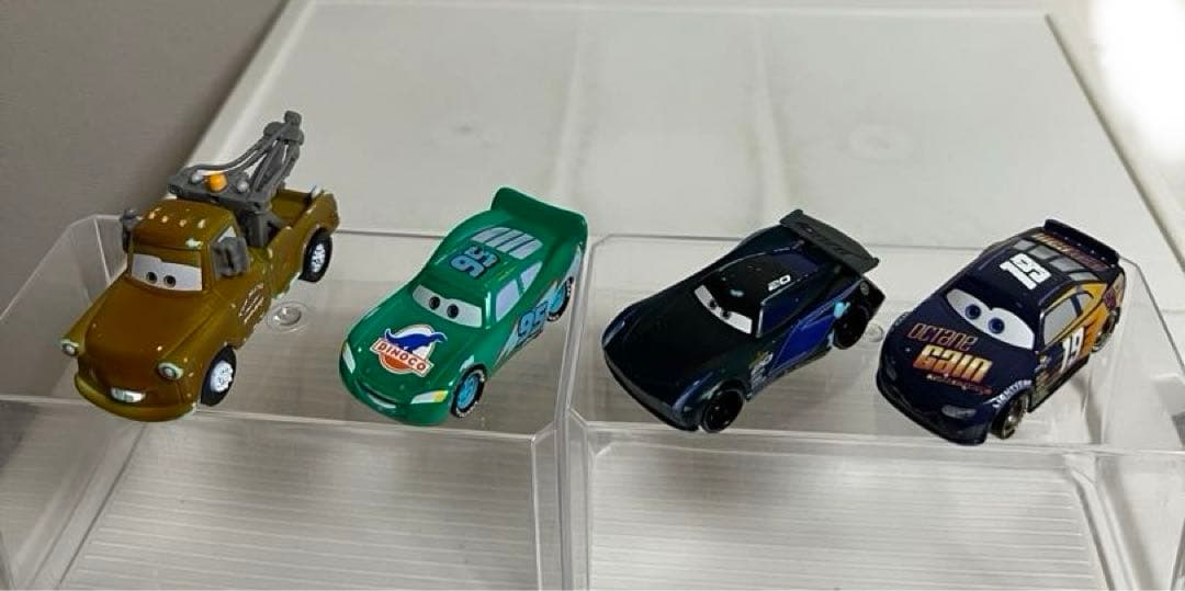 カーズ、マテル、ミニカー（マックイン、メーター）カラーチェンジ