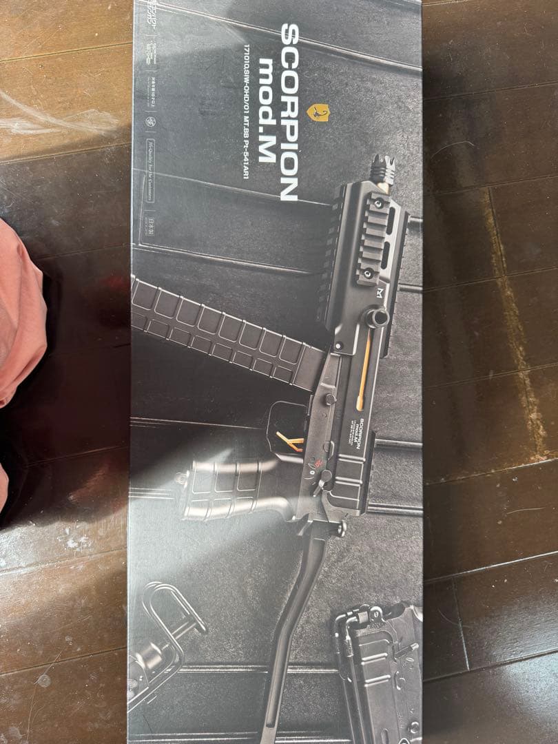 SCORPION mod.M 電動ガン VICTOPTICS付き