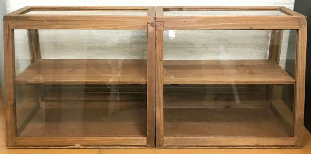専用リサイクルウッド カウンターキャビネット ガラスケース ショーケース サリュ
