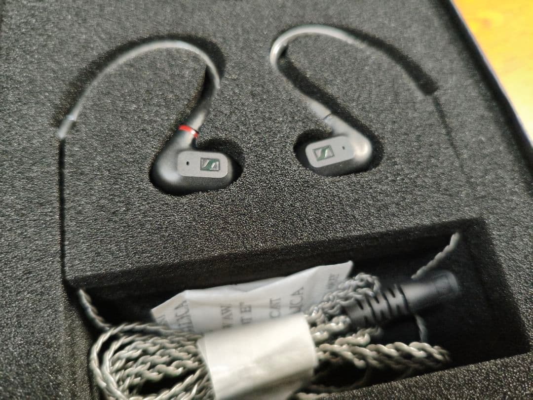 【真贋確認済】Sennheiser IE200 有線イヤホン ゼンハイザー