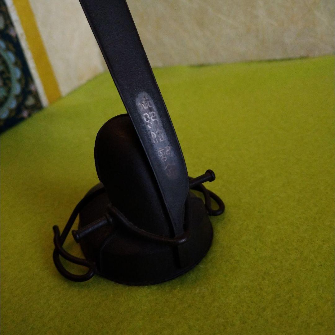 銅造立纓冠置物　11センチ