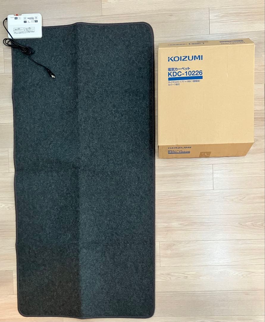 【未使用品】多機能ホットカーペット 1畳タイプ KOIZUMI（カバー1枚付き）