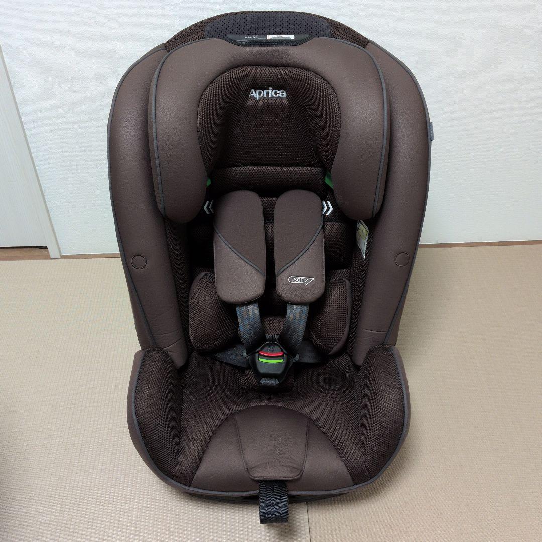 美品Aprica フォームフィットISOFIXセーフティープラス AB ブラウン