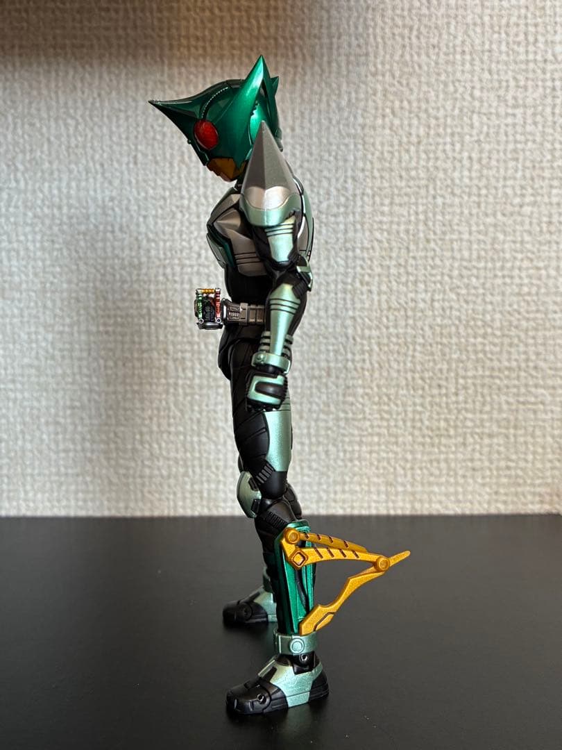 S.H.Figuarts 真骨彫製法　仮面ライダーキックホッパー