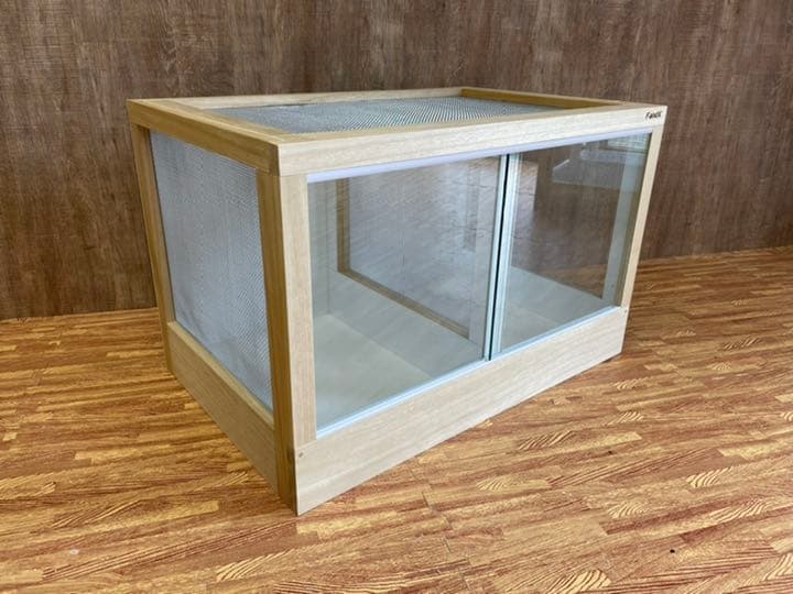 ＦandＫ爬虫類木製ケージ　カメレオン仕様