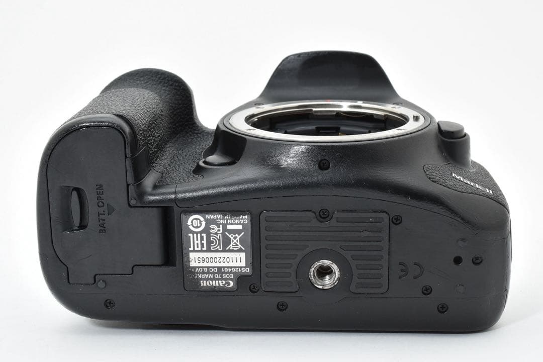 デジタル一眼レフカメラ Canon EOS 7D Mark II標準レンズセット