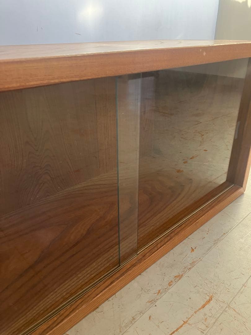 ジャパンヴィンテージ　ガラス棚　無垢材　古道具