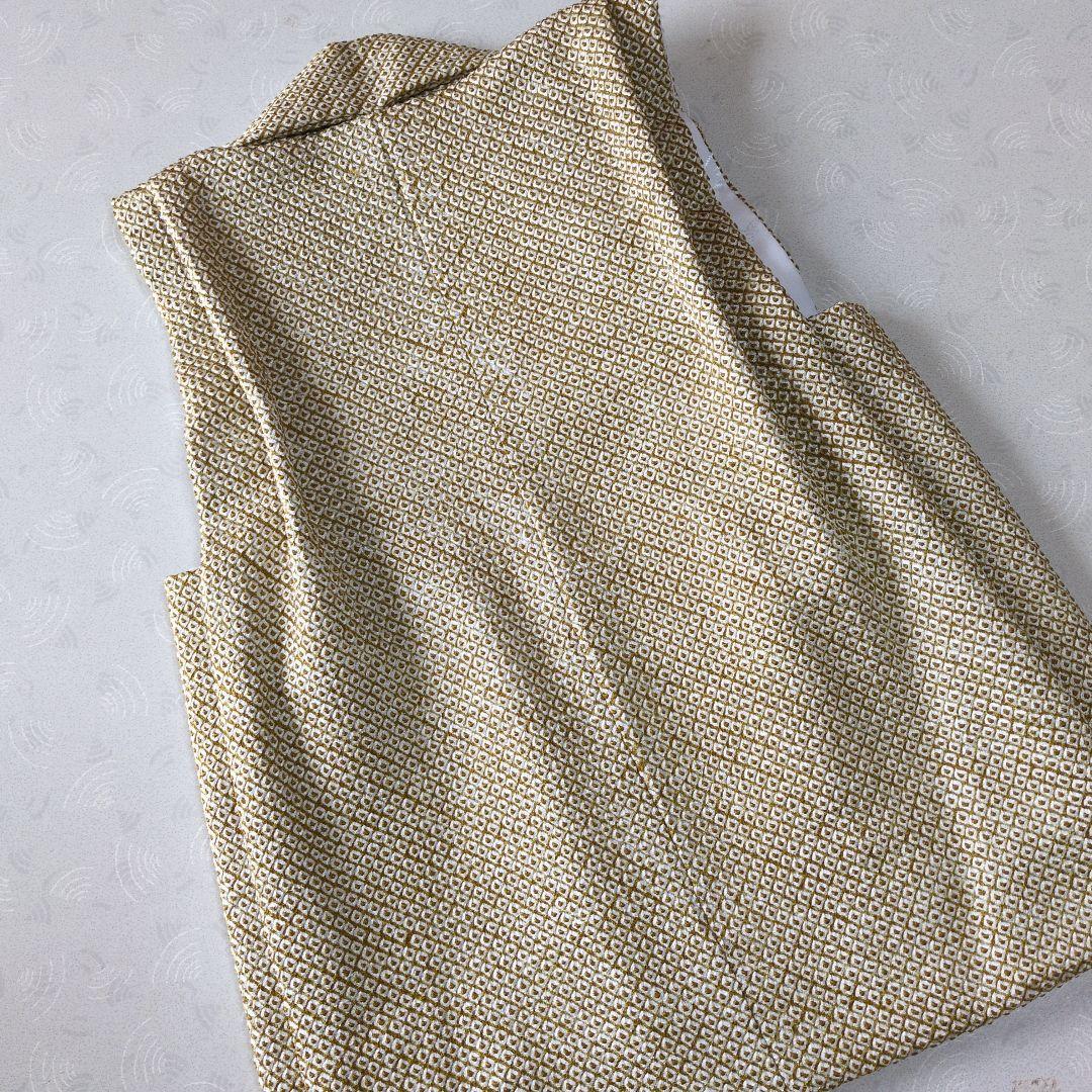 七五三３歳正絹総絞り手縫いの新品の被布（薄い黄土色）